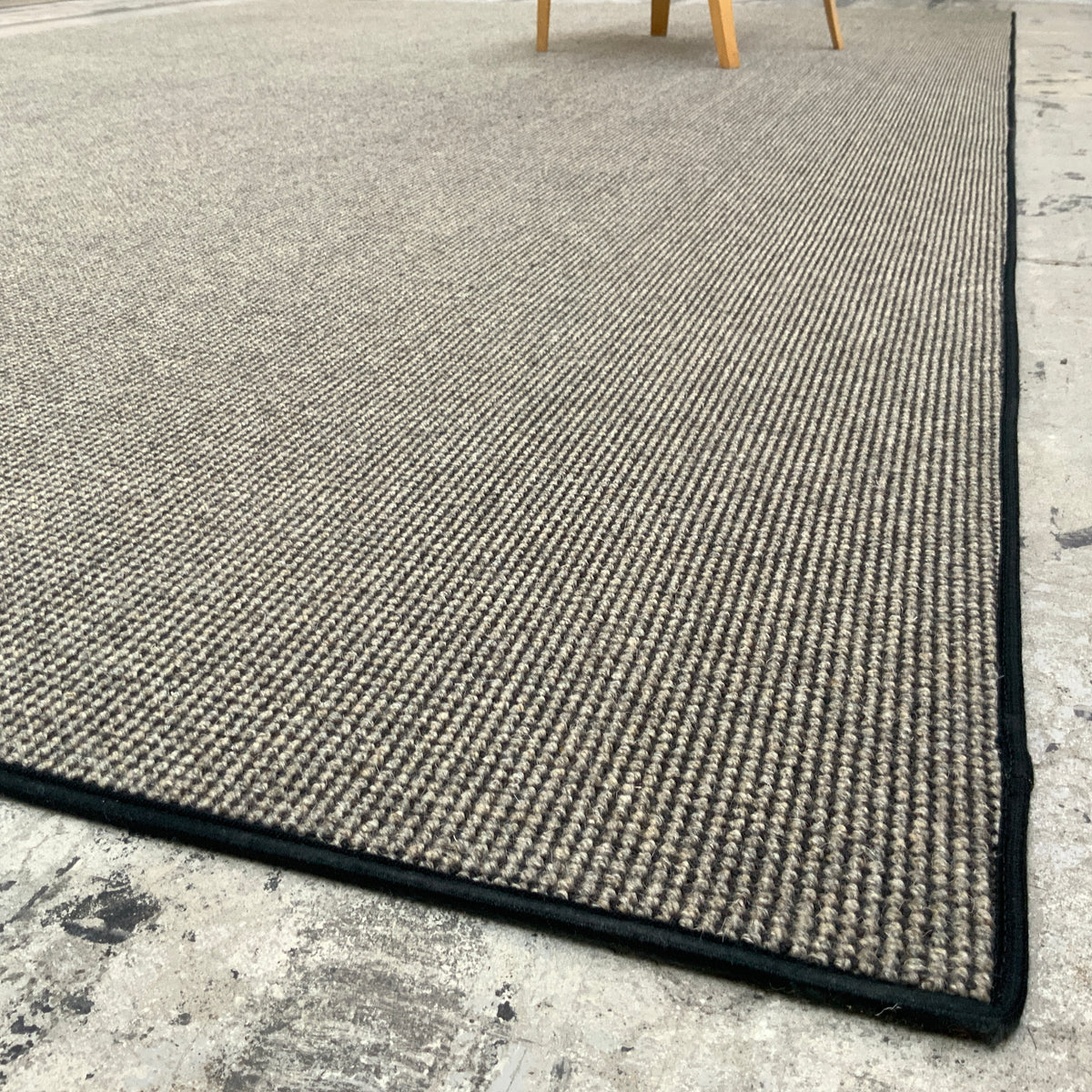 Haargarn-/Wollteppich Trap 240 schwarz-natur 225 x 350 cm