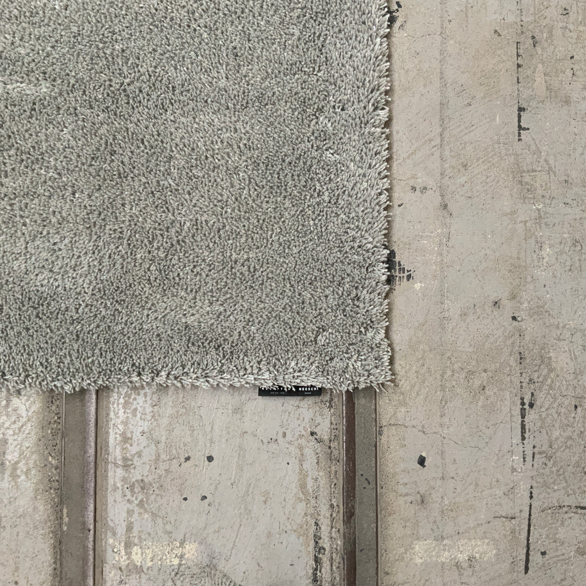 Lüem 60377 naturgrau