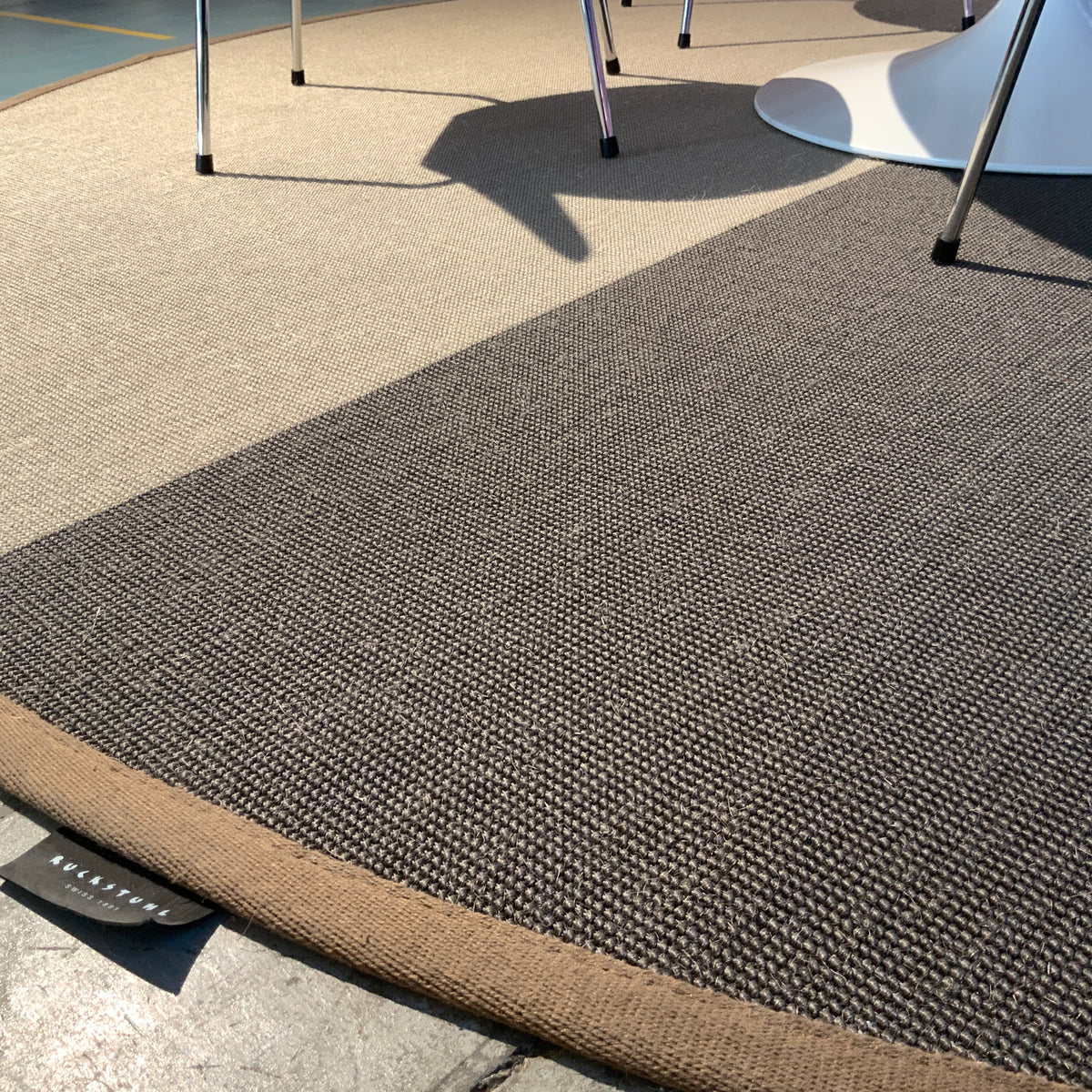 Sisalteppich Jaipur 60015 schiefer / 20243 sand Ø 280 cm
