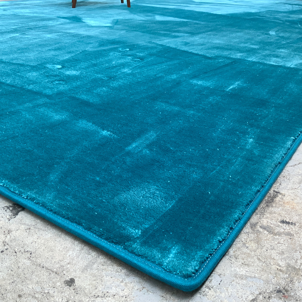 Viskoseteppich Madison 30240 türkis 275 x 400 cm