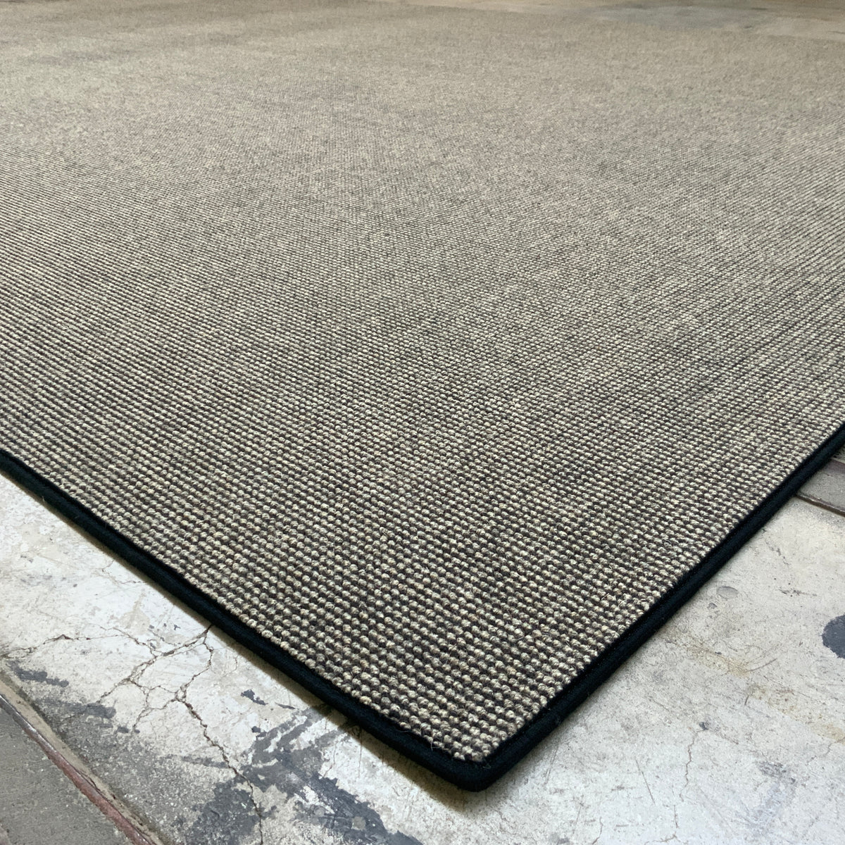 Haargarn-/Wollteppich Trap 240 schwarz-natur 250 x 380 cm