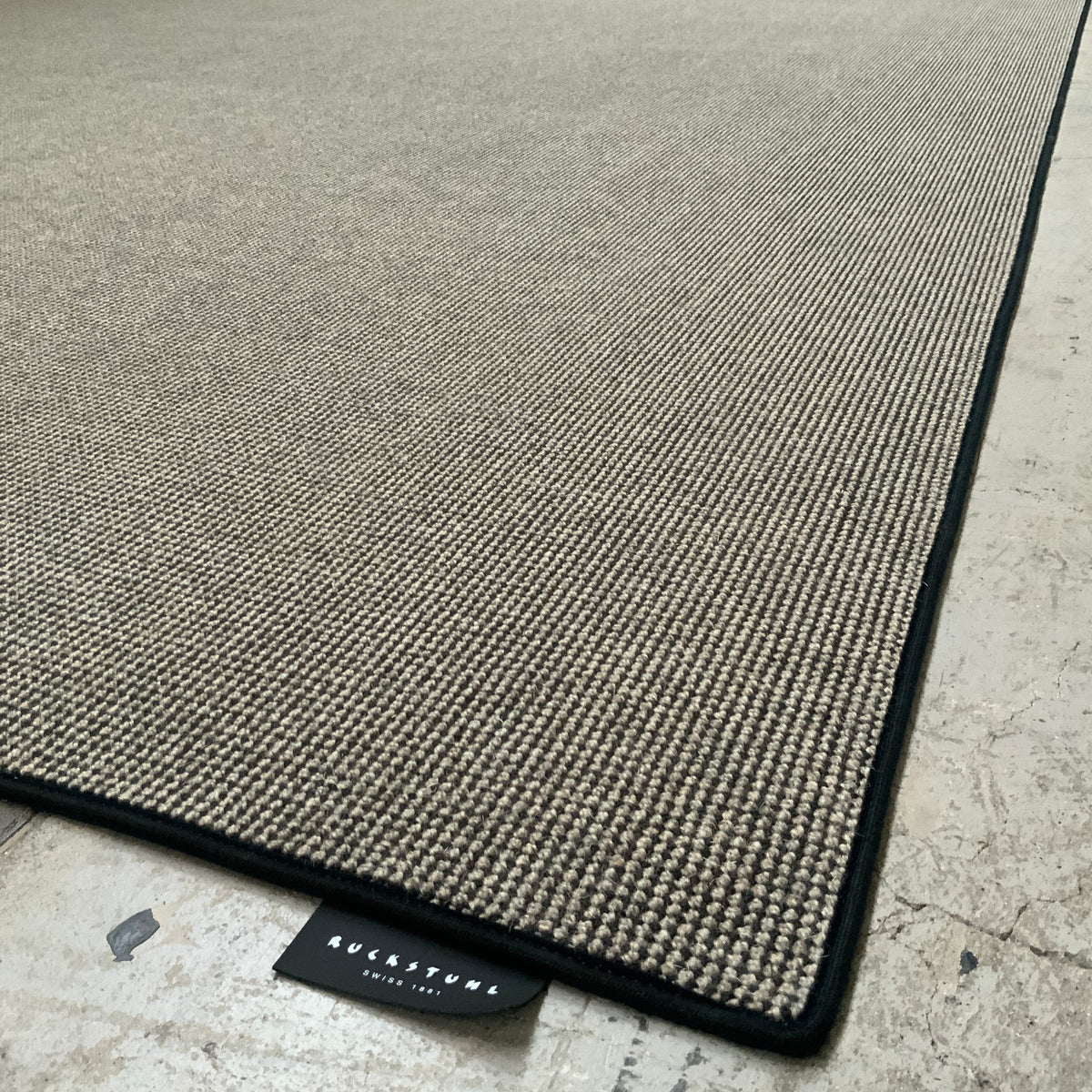 Trap 240 schwarz-natur