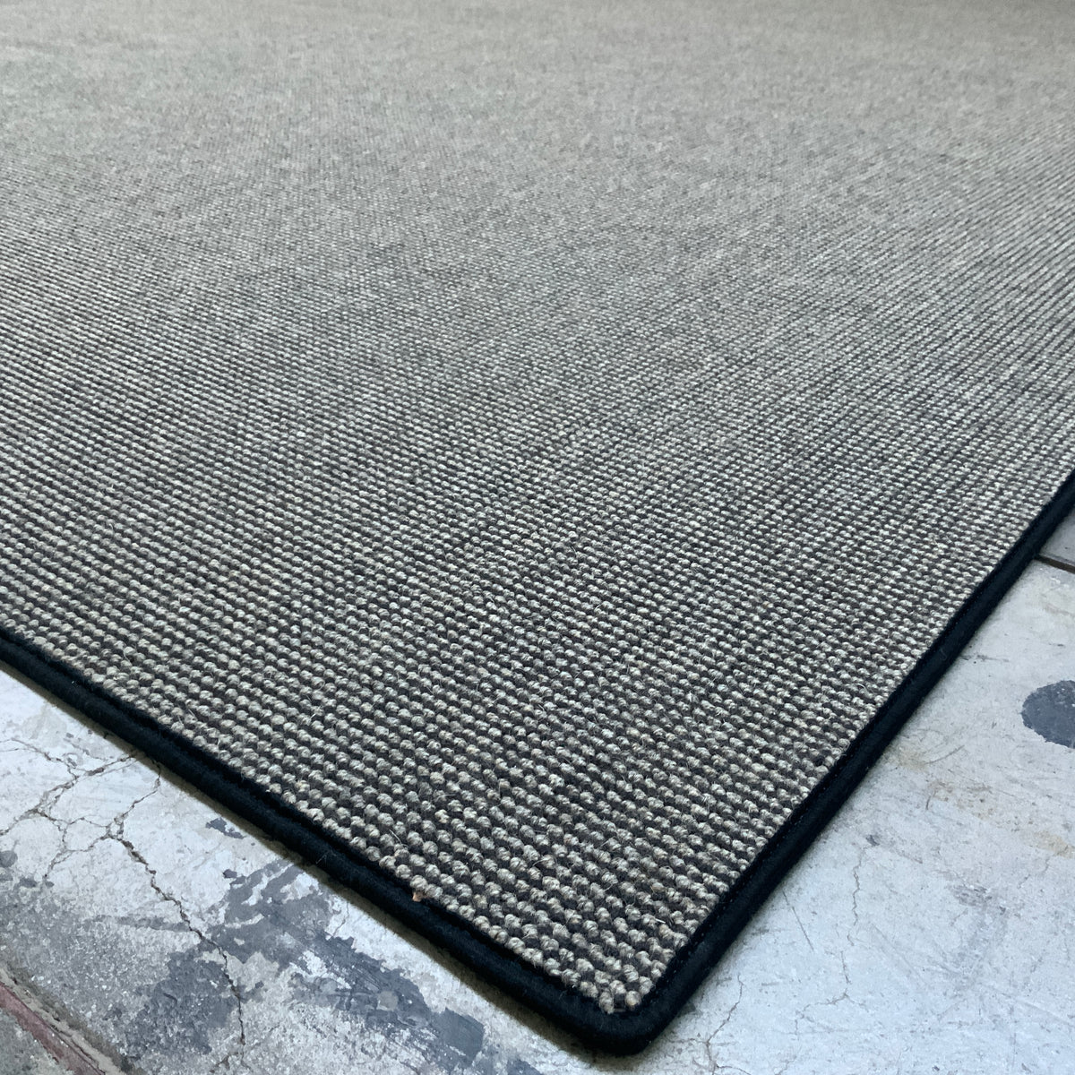 Haargarn-/Wollteppich Trap 240 schwarz-natur 250 x 350 cm