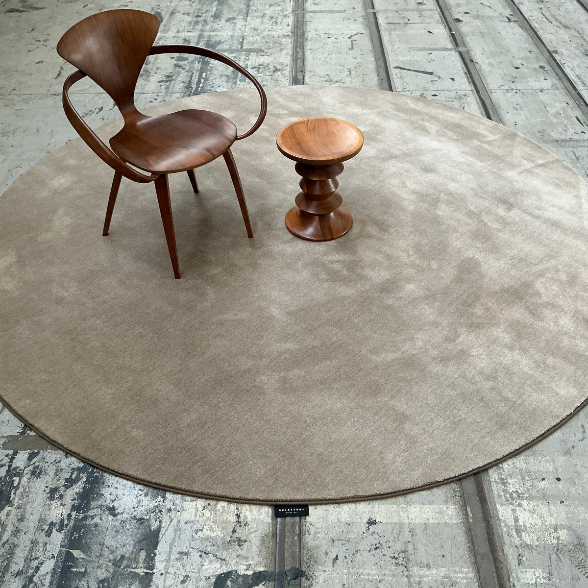 Woll-/Viskoseteppich Hampton 60309 dunkelbeige Ø 260 cm